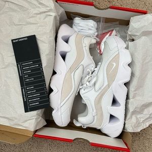 WMNS Nike RYZ 365 II